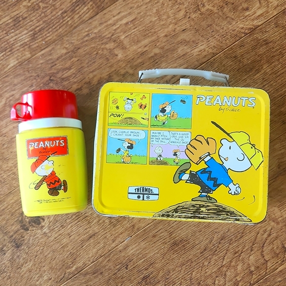 Peanuts Other - 1950 Peanuts Metal Lunchbox Thermos Snoopy Football Vintage United Feature